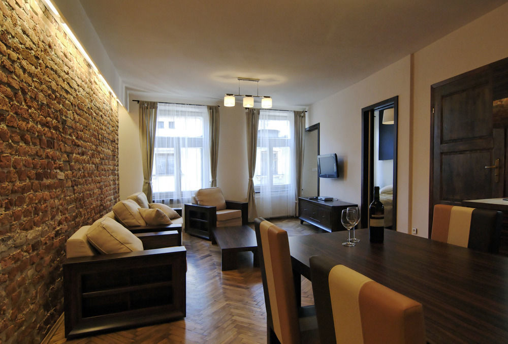Only Krakow Apartments Extérieur photo